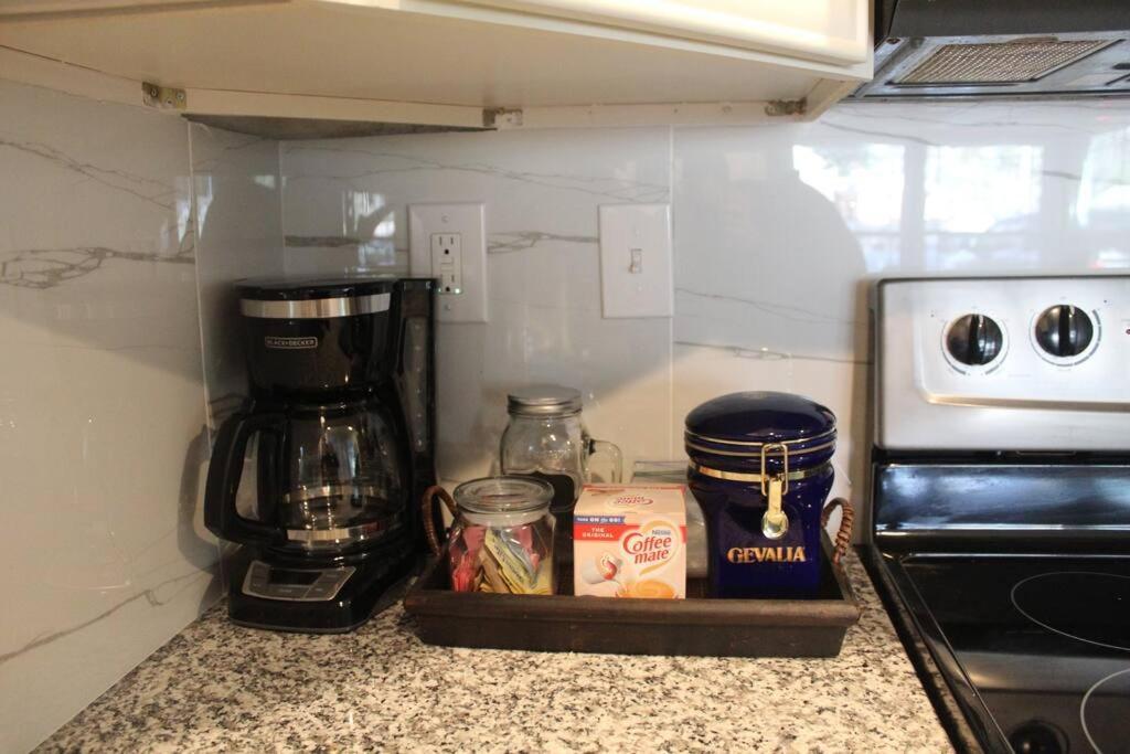 ☆The Oasis In Murray Hill☆ -Sleeps 8- Wifi- Cozy Jacksonville Exterior foto