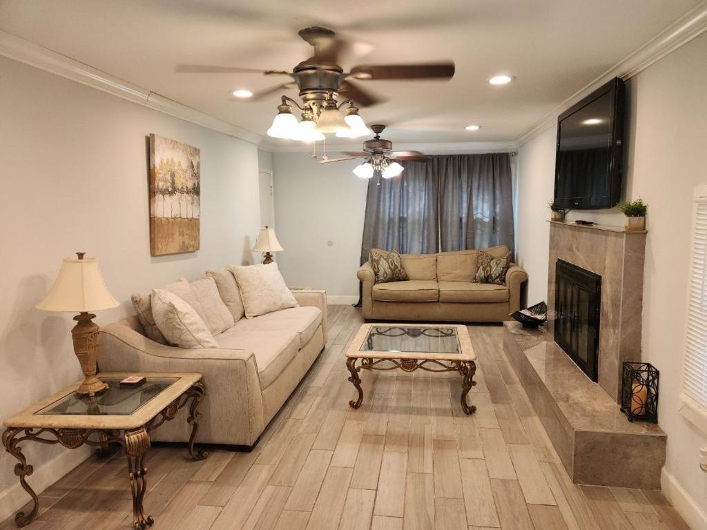 ☆The Oasis In Murray Hill☆ -Sleeps 8- Wifi- Cozy Jacksonville Exterior foto